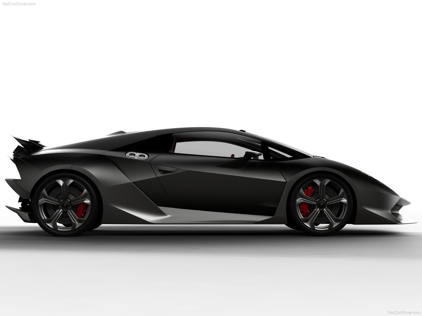 Lamborghini-Sesto (6).jpg